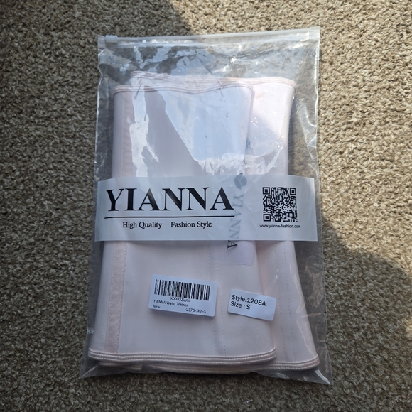 Yianna Nude Waist Trainer - Picture 1 of 2